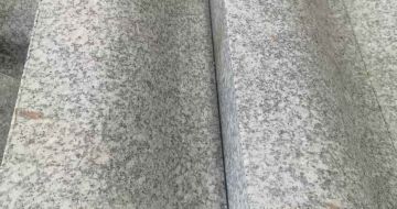 牡丹江芙蓉白S型拉丝面路沿石