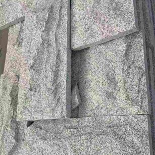 牡丹江 芝麻白自然面花岗岩成品板