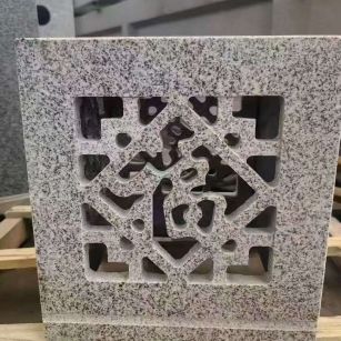 牡丹江 芝麻白花岗岩镂空雕花灯笼