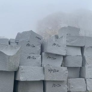 牡丹江芝麻白花岗石