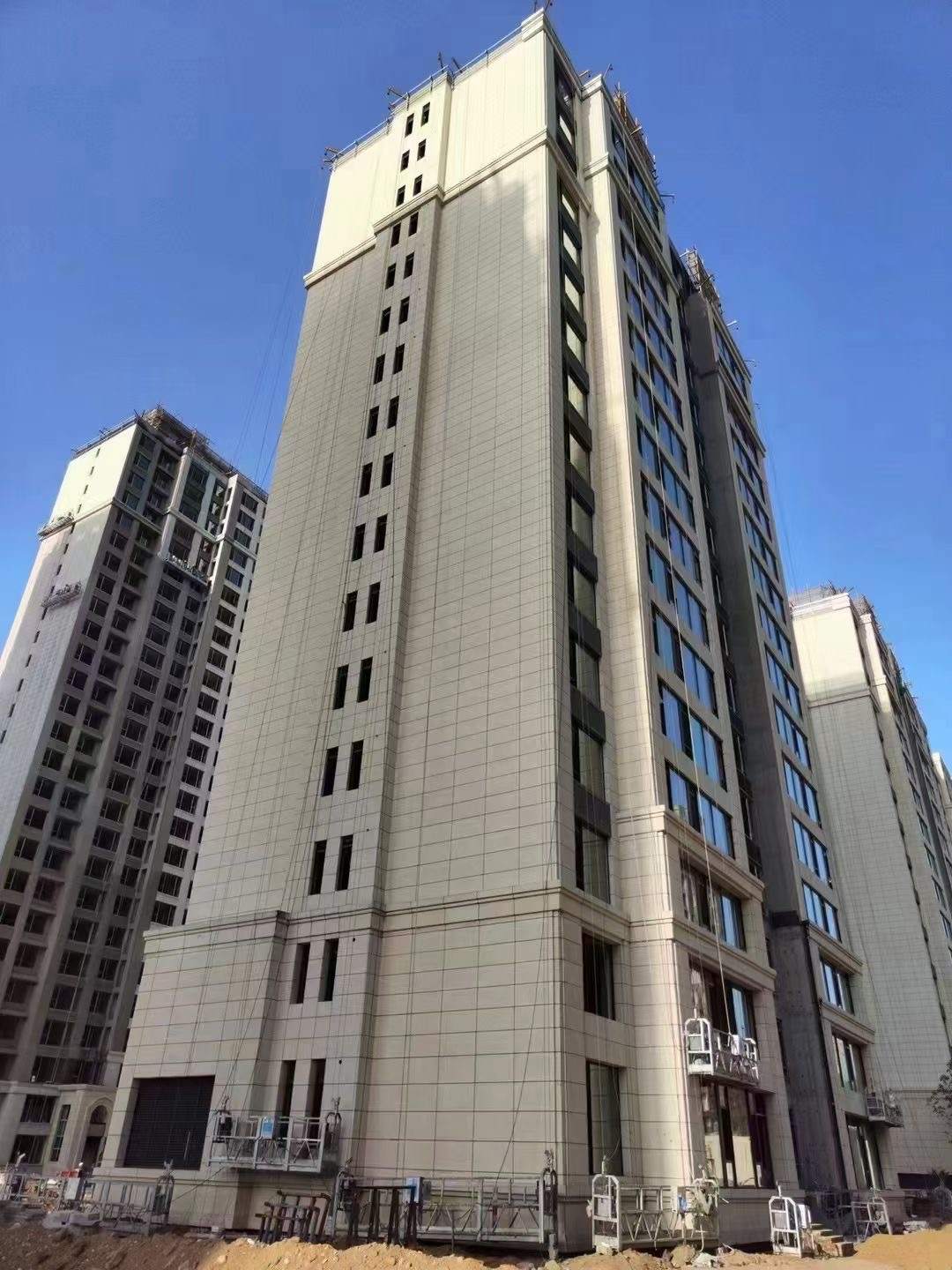 牡丹江黄金麻高端小区，外墙干挂