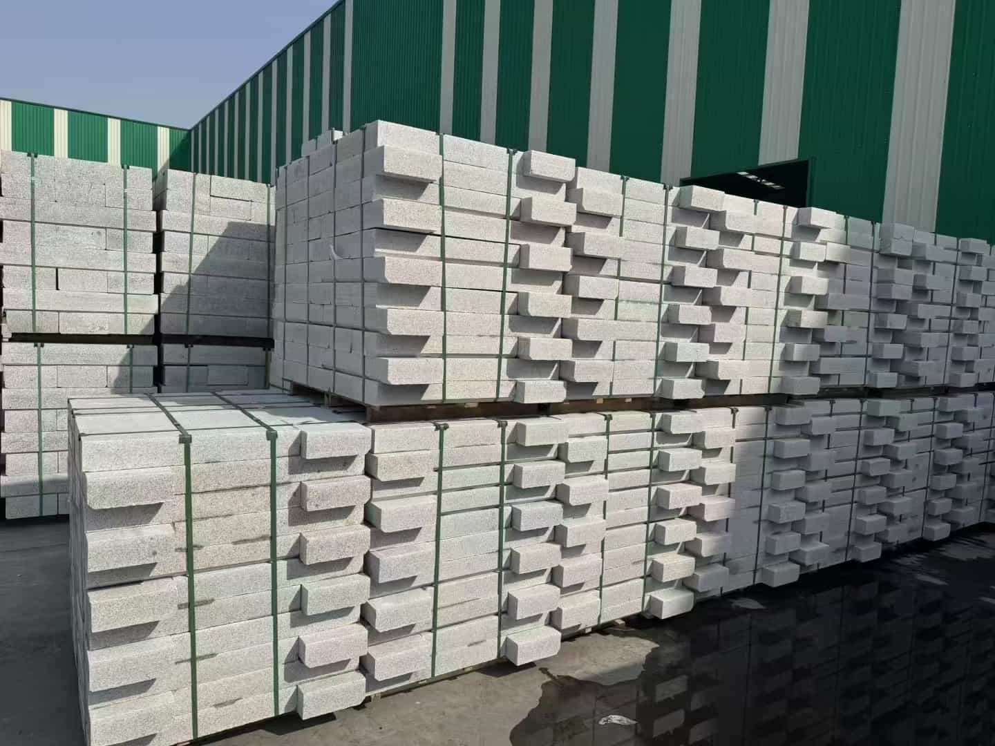 牡丹江芝麻白路沿石