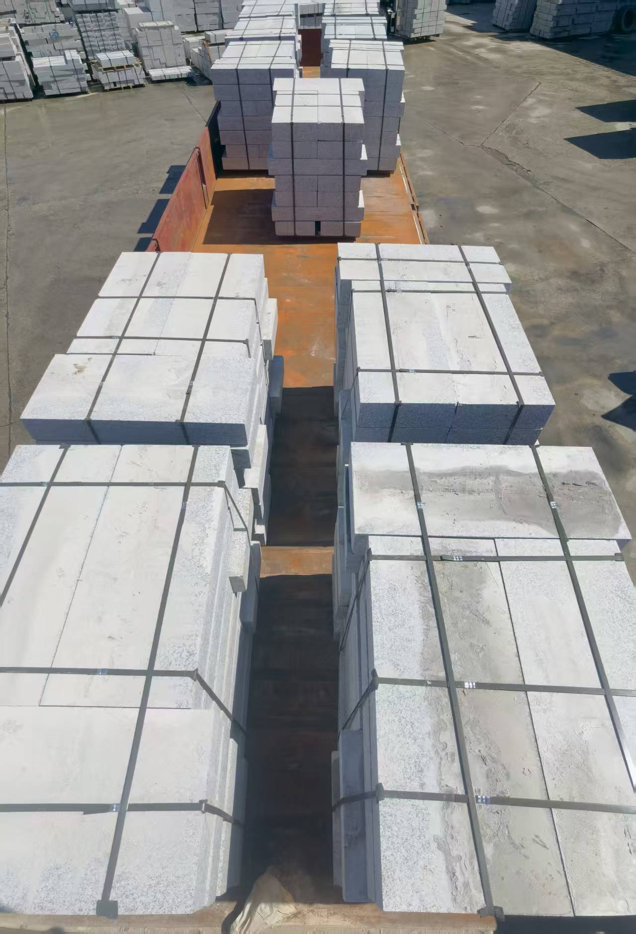 牡丹江 路沿石装车出货