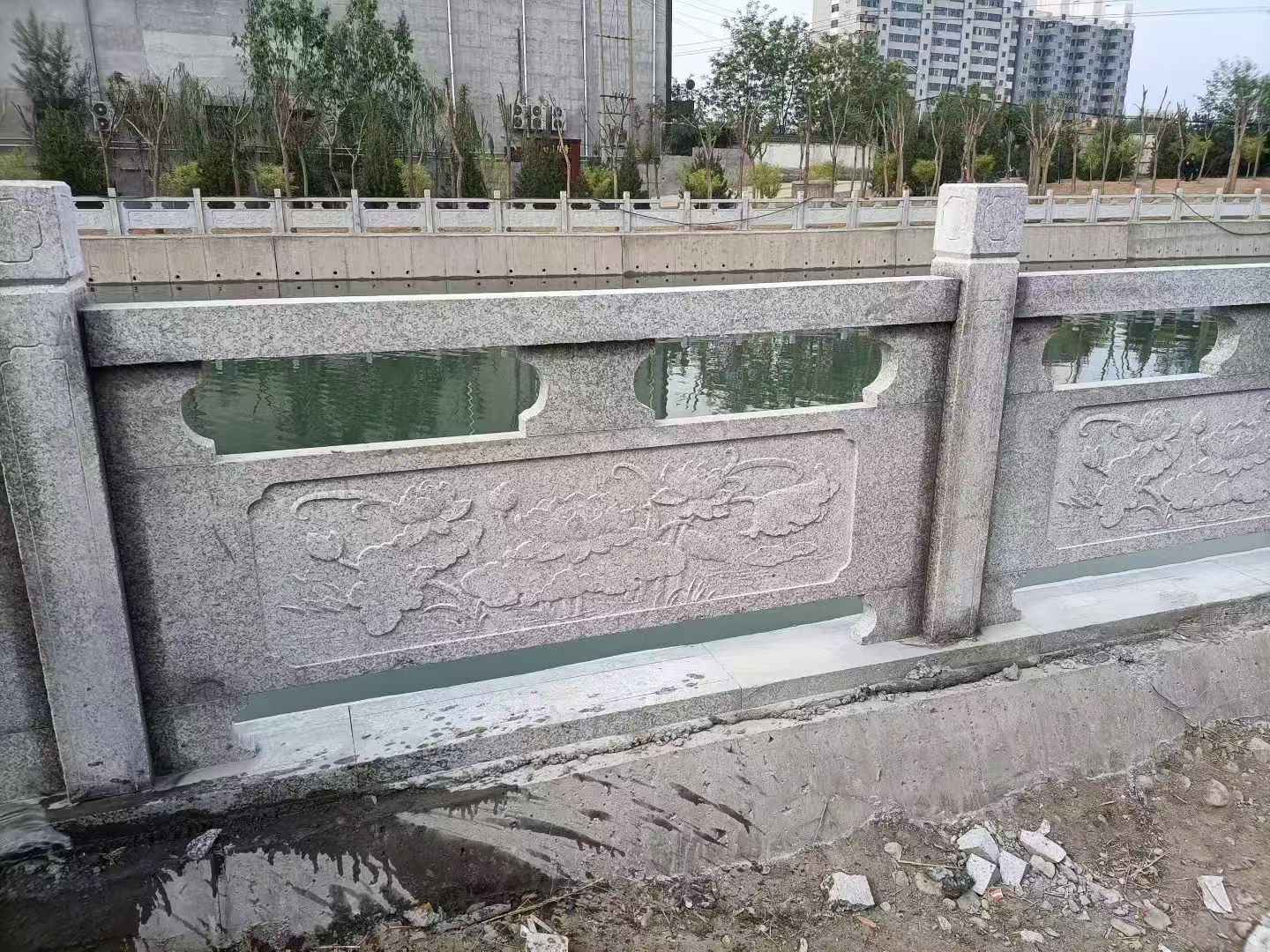 牡丹江 芙蓉白大花桥梁、河道，石材栏杆、围栏、护栏